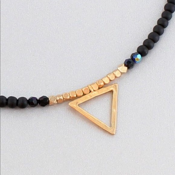 Triangle Charm Bead Choker Necklace Boutique NEW - Picture 5 of 5